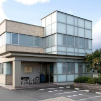 サティスホームの本社外観